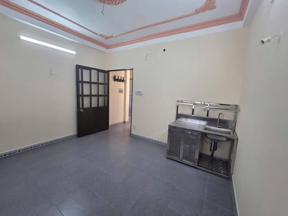 Cho thuê nhà trọ, phòng trọ 121 Đường Hòa Bình