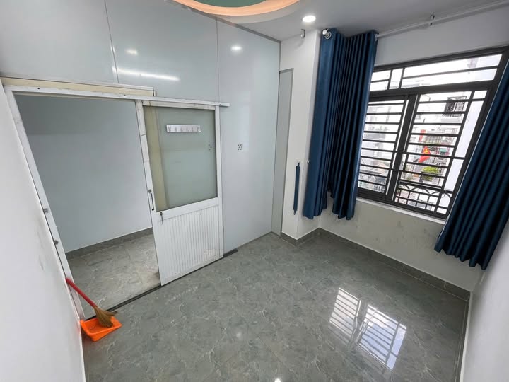 Cho thuê nhà trọ, phòng trọ Đường Quang Trung
