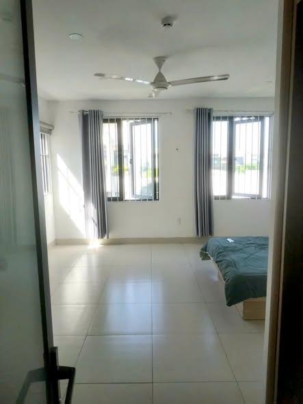 Cho thuê nhà trọ, phòng trọ Hồ Trung Lượng