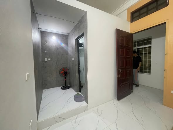 Cho thuê nhà trọ, phòng trọ Ngõ 41 Thịnh Quang