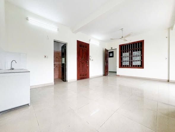 Cho thuê nhà trọ, phòng trọ 121 Đường Hòa Bình