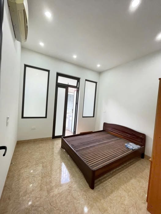 Cho thuê nhà trọ, phòng trọ Phố Định Công