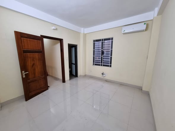 Cho thuê nhà trọ, phòng trọ Ngõ 192 Phố Lê Trọng Tấn