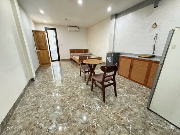 Cho thuê nhà trọ, phòng trọ Đường Ngô Thì Nhậm